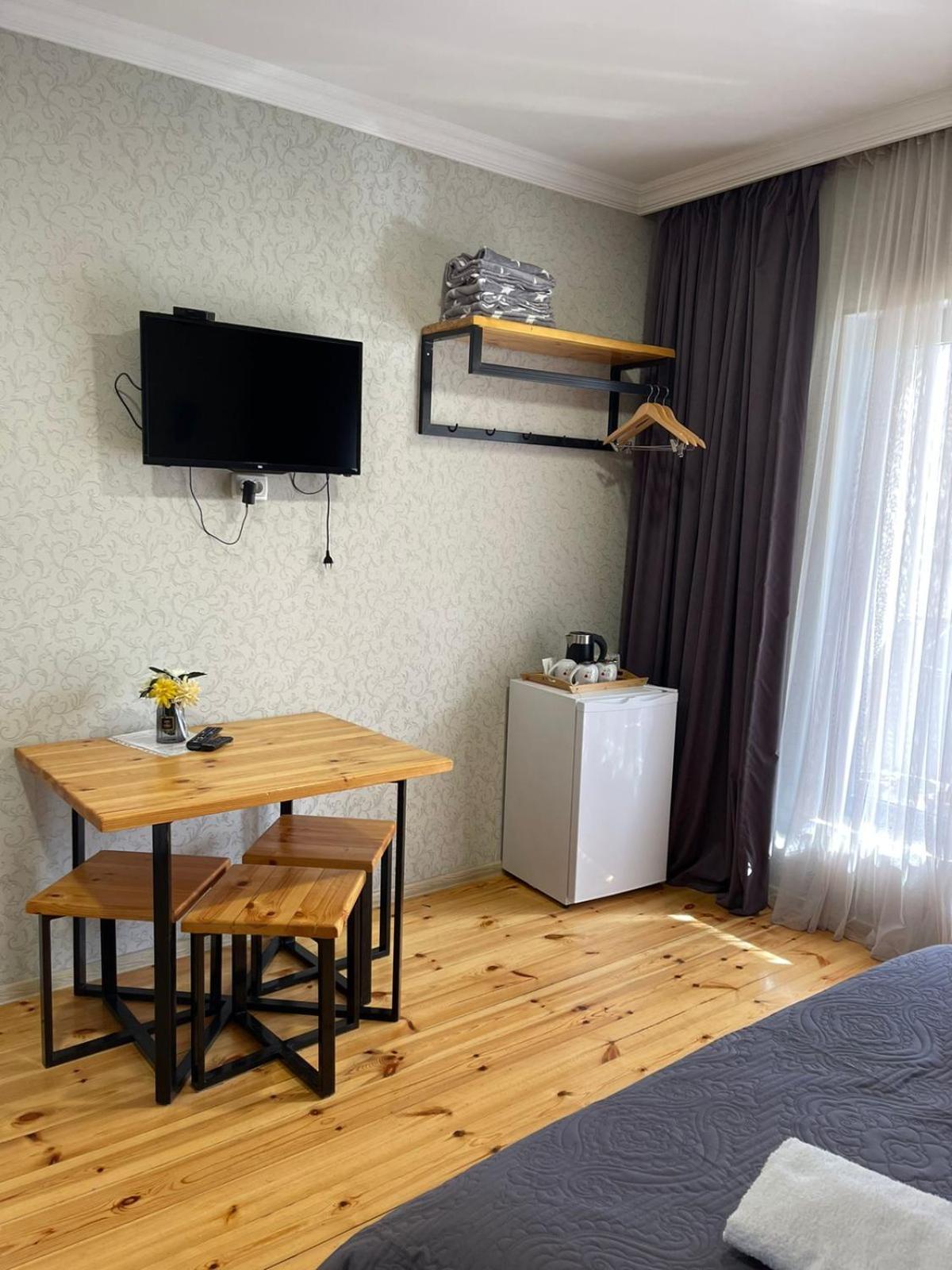 Bibo'S Kokhi Guesthouse Степанцмінда Екстер'єр фото